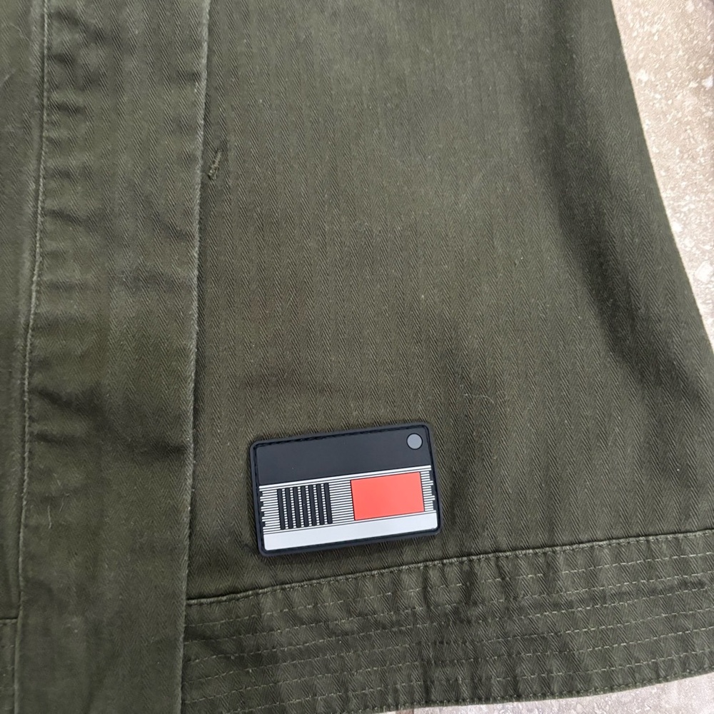 Star Wars Galaxy’s Edge Resistance Jacket Full Zip Resist Rebel Spire Log Sz S - Picture 6 of 11